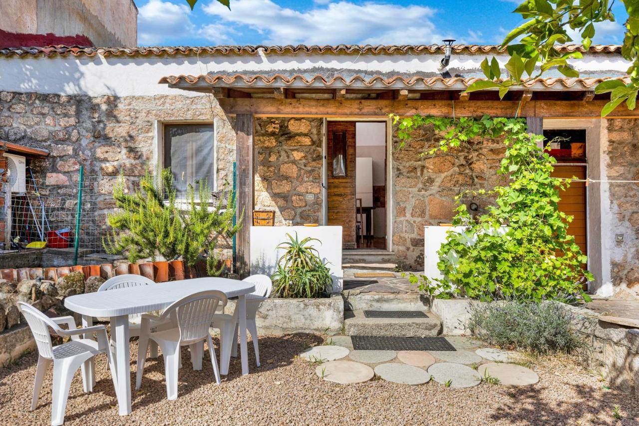 Casettina Loiri Porto San Paolo ภายนอก รูปภาพ